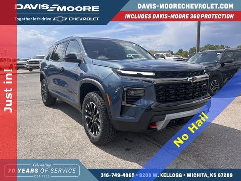 New 2026 Chevrolet Traverse Z71 w/ Enhanced Driving Package AWD/4WD image 1