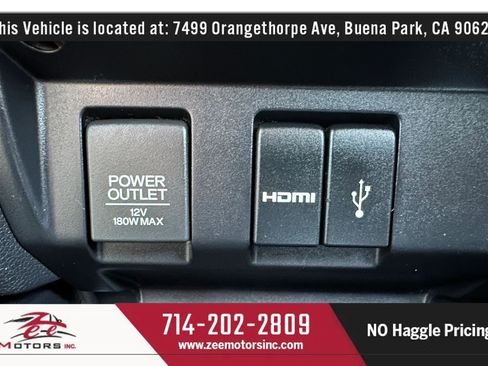 Used 2017 Honda Fit EX image 41