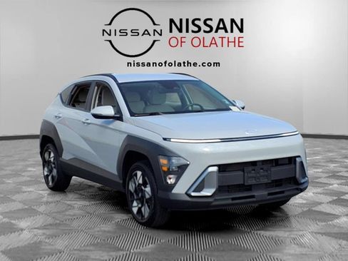 Used 2025 Hyundai Kona SEL AWD/4WD image 28