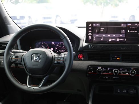 Used 2026 Honda Passport TrailSport image 23