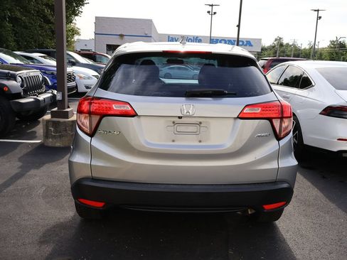 Used 2018 Honda HR-V LX image 6