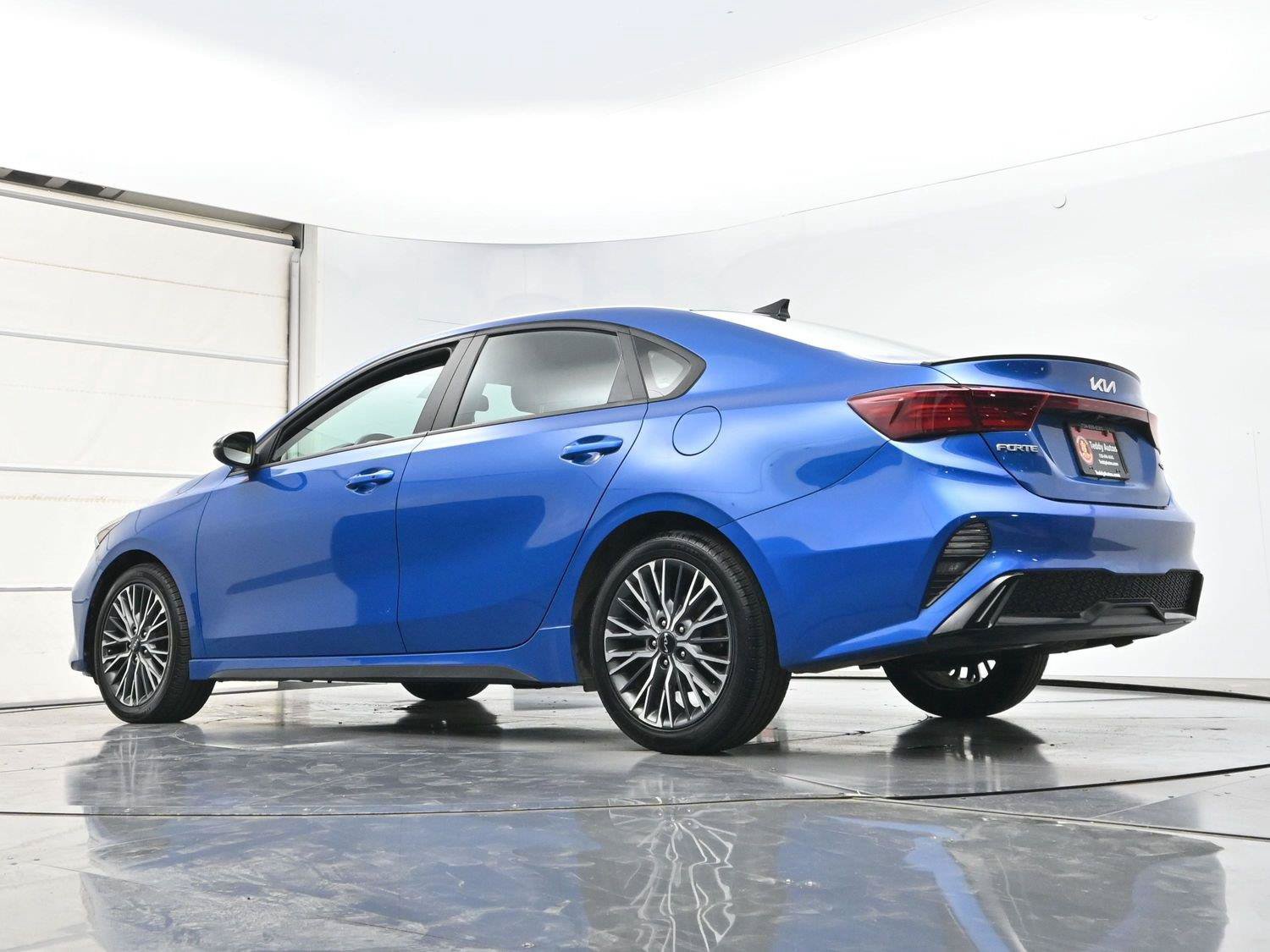 Used 2023 Kia Forte GT-Line FWD image 32