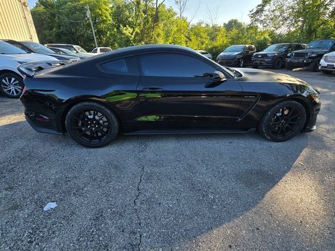 Used 2019 Ford Mustang Shelby GT350 w/ Technology Package RWD image 9