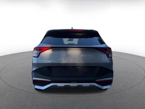 Used 2025 Kia Sportage LX image 12