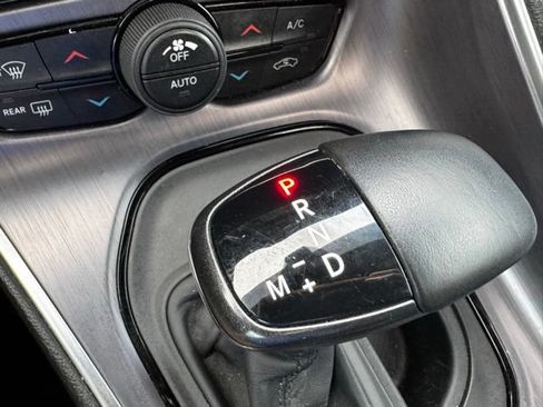 Used 2017 Dodge Challenger R/T RWD image 19