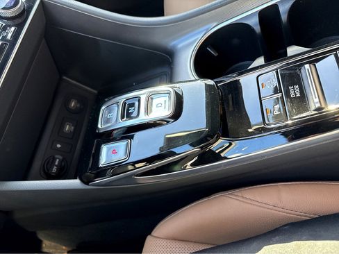 Used 2021 Hyundai Sonata Limited image 21