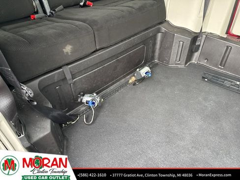 Used 2015 Dodge Grand Caravan SXT image 35