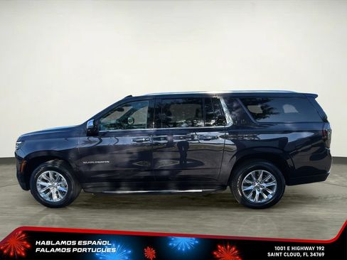 Certified 2025 Chevrolet Suburban Premier RWD image 3