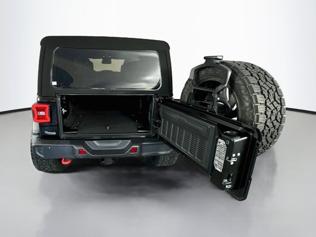 Used 2022 Jeep Wrangler Unlimited Rubicon w/ LED Lighting Group AWD/4WD image 28