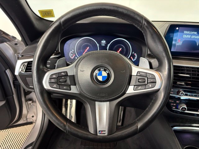 Used 2019 BMW M550i xDrive w/ Dynamic Handling Package AWD/4WD image 12