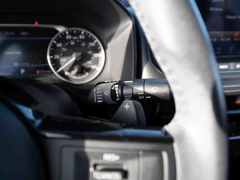 Used 2023 Nissan Rogue SV w/ SV Premium Package image 14