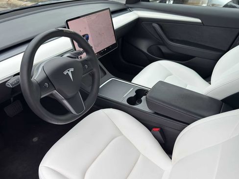 Used 2023 Tesla Model 3 Standard Range RWD image 7