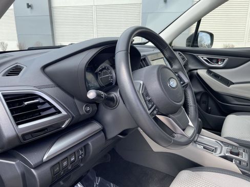 Used 2022 Subaru Forester Premium AWD/4WD image 27