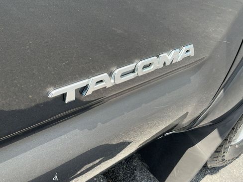 Used 2012 Toyota Tacoma 4x4 Double Cab w/ TRD Sport Pkg image 32