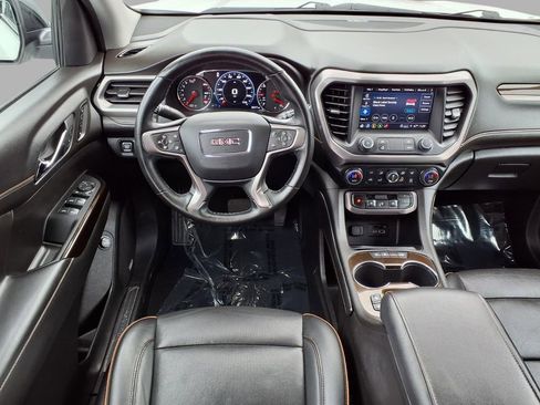 Used 2023 GMC Acadia AT4 w/ Technology Package image 4