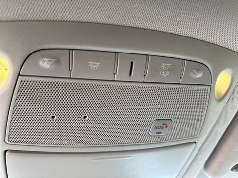 Used 2020 Nissan Pathfinder SL w/ Cargo Package image 25