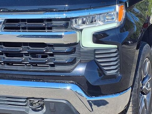 Used 2024 Chevrolet Silverado 1500 LT image 28
