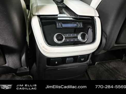 Used 2019 Lincoln Navigator L Black Label image 18