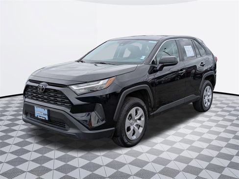 Used 2024 Toyota RAV4 LE image 2