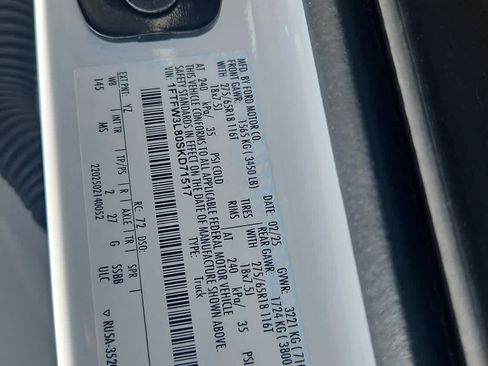 Used 2025 Ford F150 XLT w/ Equipment Group 301A Standard image 21