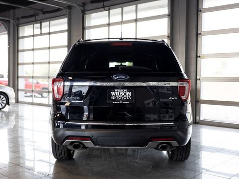 Used 2018 Ford Explorer Limited AWD/4WD image 4