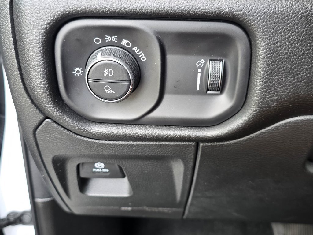 Used 2023 RAM 1500 Big Horn RWD image 21