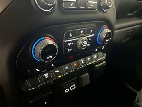 Used 2020 Chevrolet Silverado 2500 LT w/ All Star Edition image 15