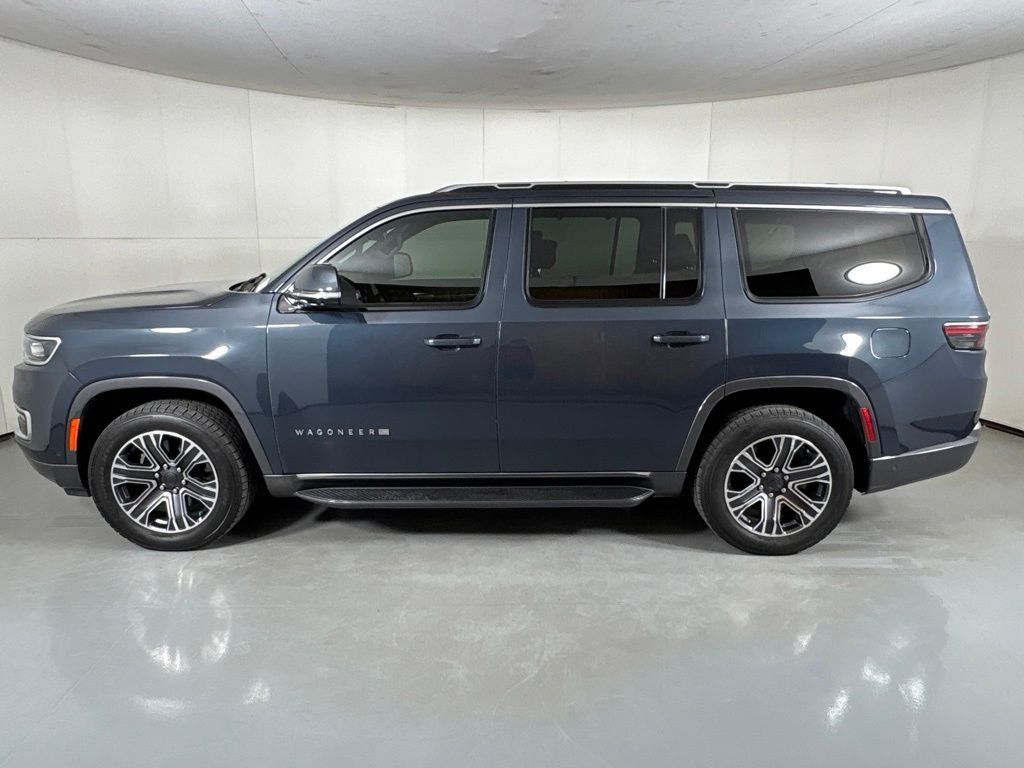 Used 2022 Jeep Wagoneer Series III w/ Convenience Group I RWD image 5