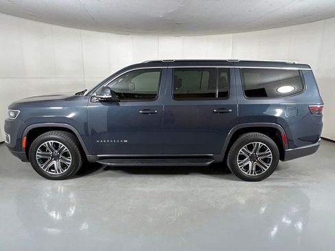 Used 2022 Jeep Wagoneer Series III w/ Convenience Group I RWD image 5