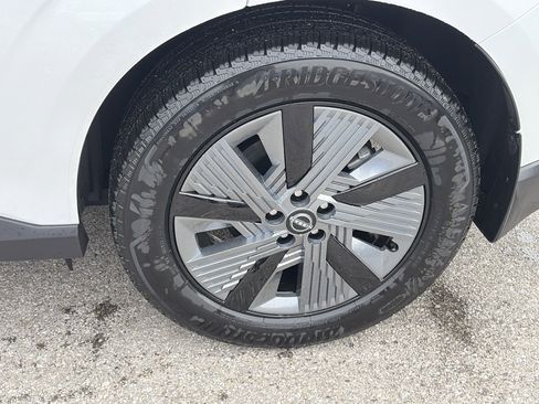 Used 2025 Nissan Murano SL image 9