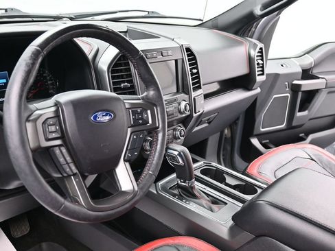Used 2019 Ford F150 Lariat w/ Equipment Group 502A Luxury AWD/4WD image 17