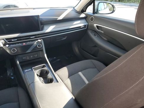 Used 2025 Hyundai Sonata SEL FWD image 22