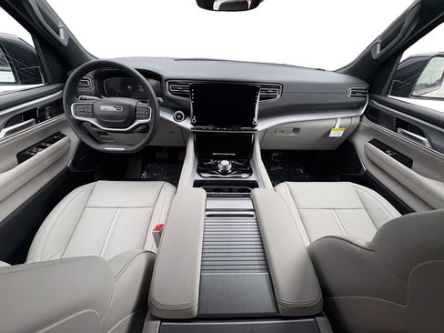 New 2026 Jeep Grand Wagoneer L 2WD image 20