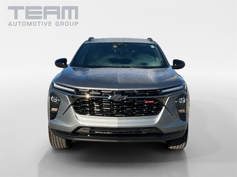 New 2026 Chevrolet Trax RS w/ Driver Confidence Package image 2