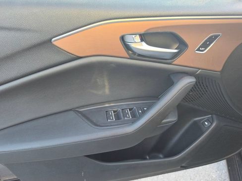 Used 2025 Hyundai Kona SEL FWD image 11