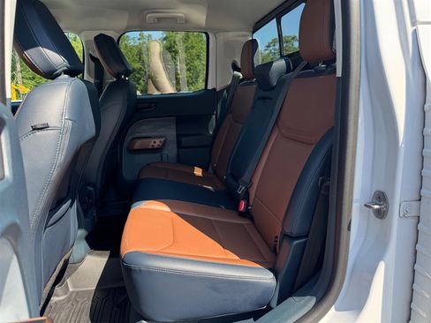 Used 2022 Ford Maverick Lariat w/ Lariat Luxury Package FWD image 21