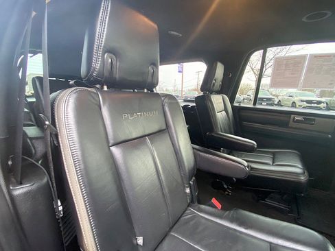 Certified 2017 Ford Expedition EL Platinum image 44
