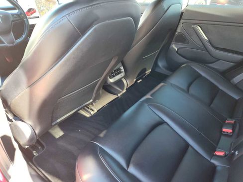 Used 2018 Tesla Model 3 Long Range image 19