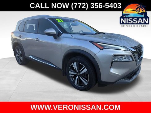 Used 2021 Nissan Rogue SL FWD image 1