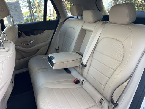 Used 2021 Mercedes-Benz GLC 300 image 56