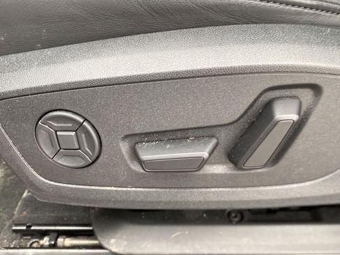 Used 2025 Audi Q3 2.0T Premium AWD/4WD image 18