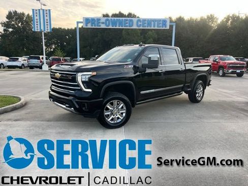 Used 2024 Chevrolet Silverado 2500 LTZ w/ LTZ Plus Package AWD/4WD image 1