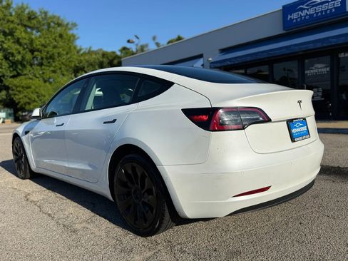 Used 2022 Tesla Model 3 Standard Range RWD image 28