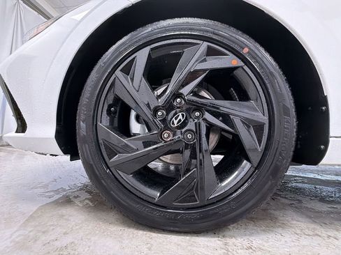 New 2026 Hyundai Elantra SEL Sport Premium FWD image 8