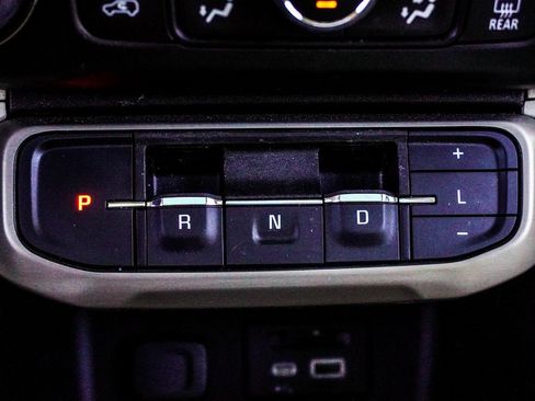 Used 2023 GMC Acadia Denali w/ Denali Ultimate Package image 21