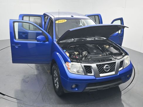 Used 2014 Nissan Frontier PRO-4X image 55
