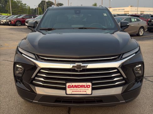Certified 2024 Chevrolet Blazer Premier w/ Driver Confidence II Package AWD/4WD image 3