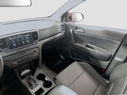 Used 2020 Kia Sportage LX image 23