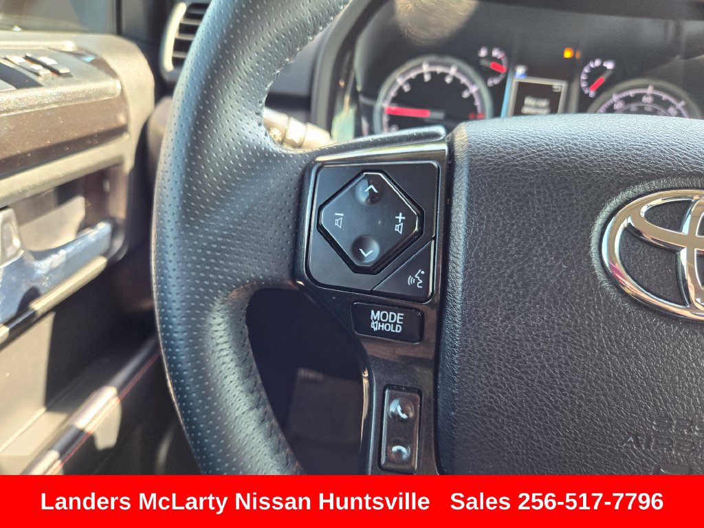 Used 2021 Toyota 4Runner Venture w/ Moonroof Package AWD/4WD image 25