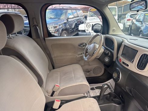 Used 2011 Nissan Cube 1.8 SL w/ Interior Designer Pkg FWD image 37